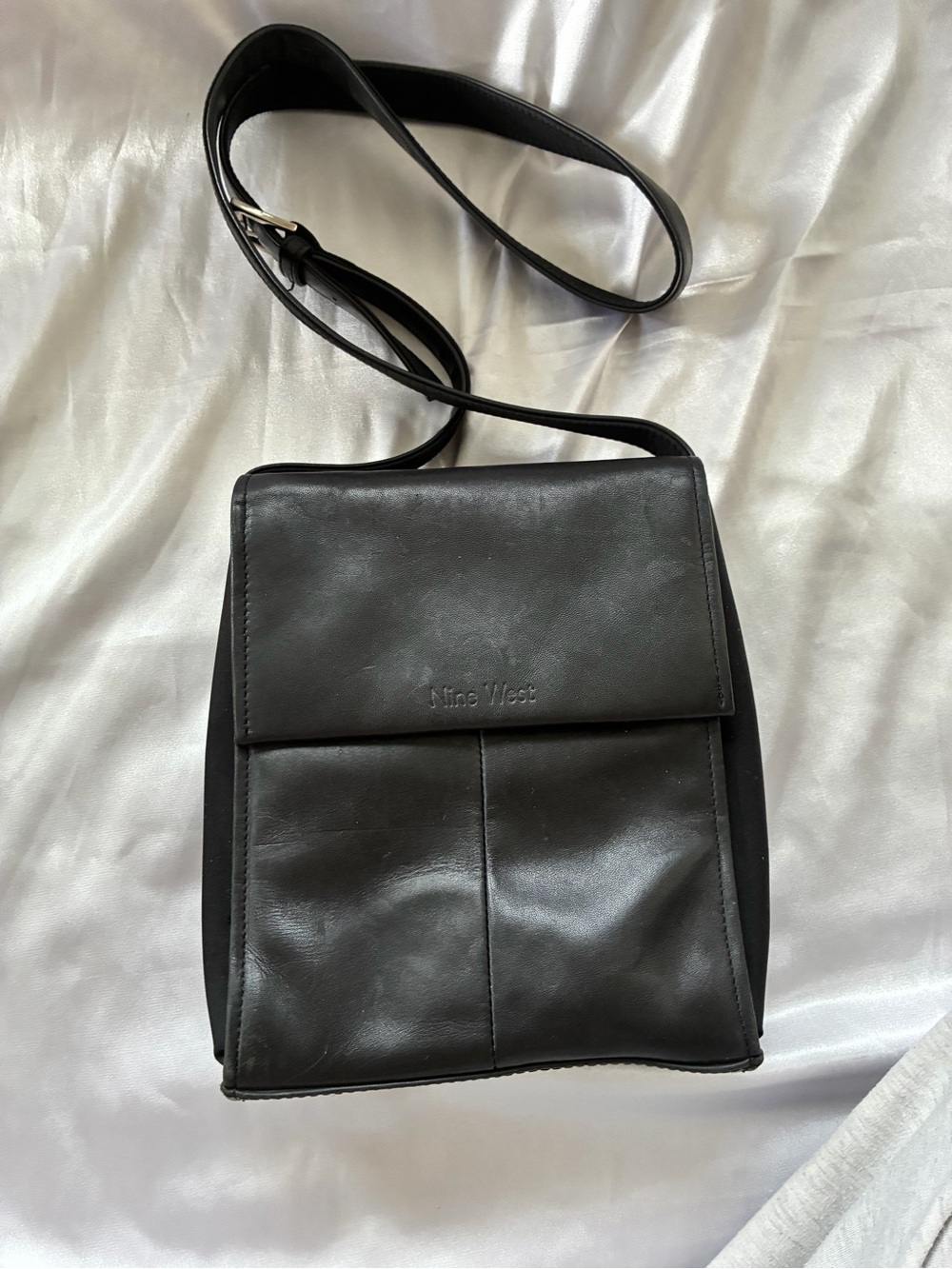 Nine West Vintage 90s Genuine Leather Black Minimalist crossbody Bag